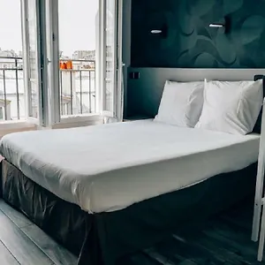 ** Hotel Luxia Francie